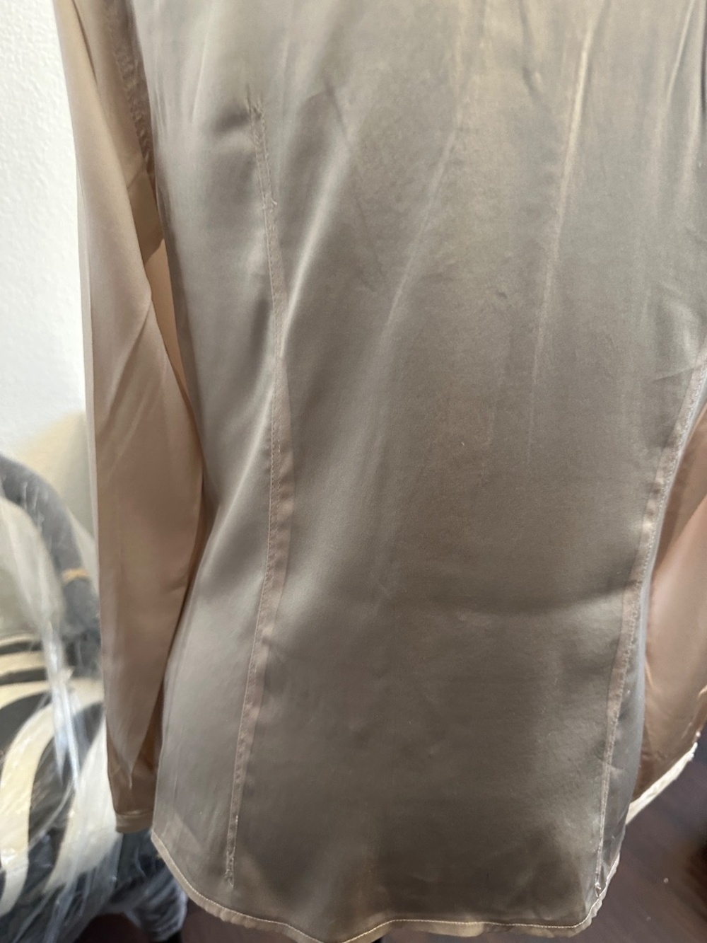 NWT BEBE BUTTON DOWN  SILK LONG SLEEVE SATIN SHIRT  W FRONT POCKETS L🔥♥️♥️ - Picture 11 of 11
